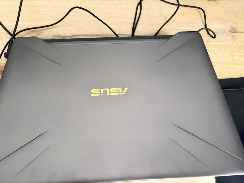 ASUS TUF Gaming FX505D