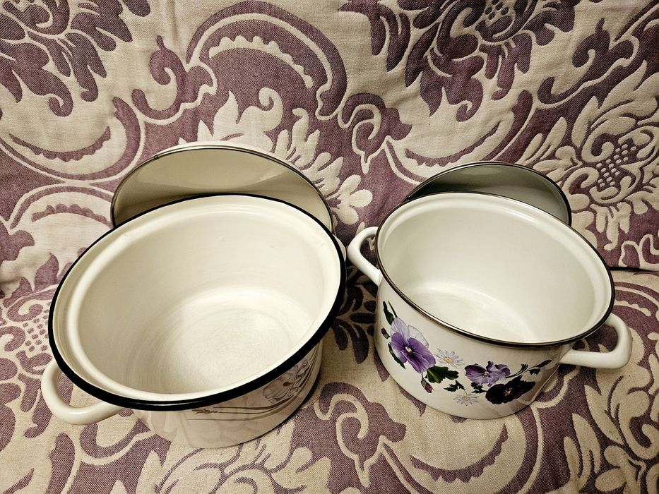 Кастрюли с крышкой 3 лира