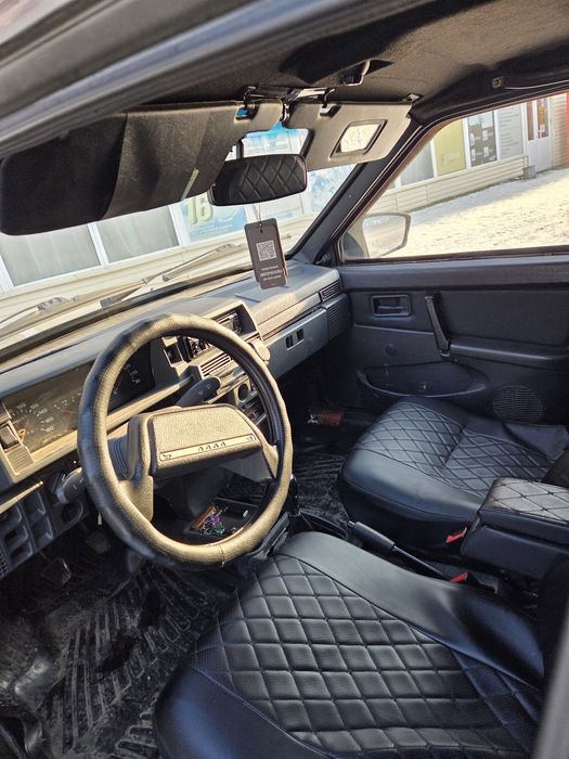 Кожаные чехлы новые на Ваз 2109