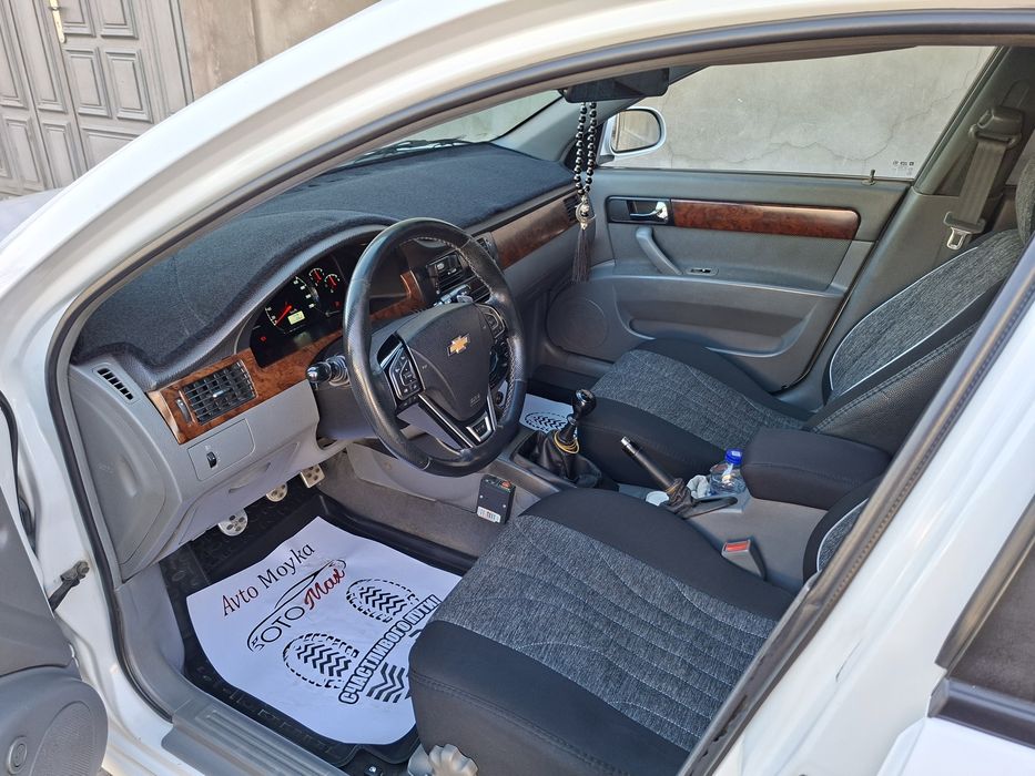 Продам ласетти 1.8