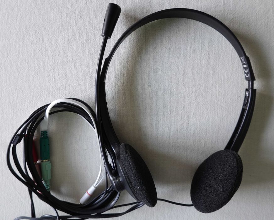 Слушалки Hama с микрофон