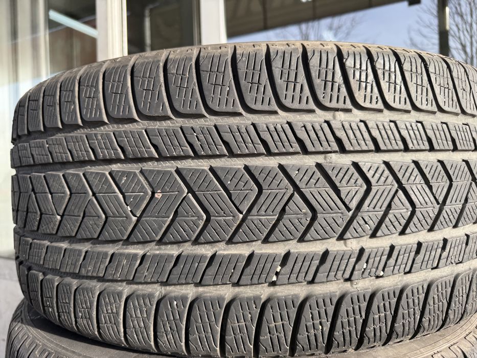 Зимни гуми 285/40/21