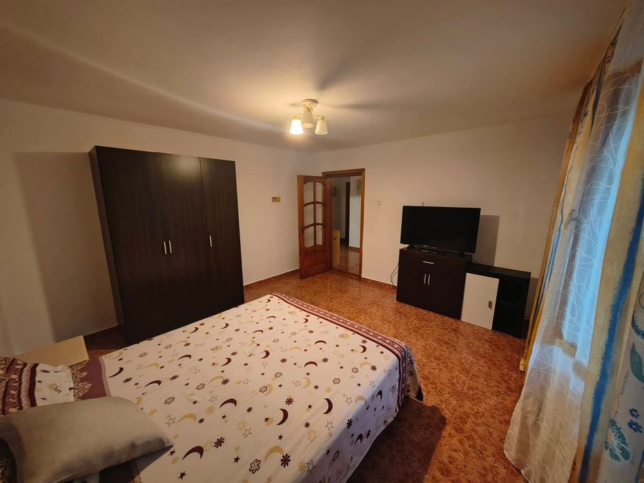 Apartament 2 camere la curte Radu Negru