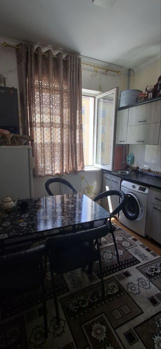 3 хонали қилинган 3-қават ғиштли дом Ор: Бухоро ш, 8-микрораён