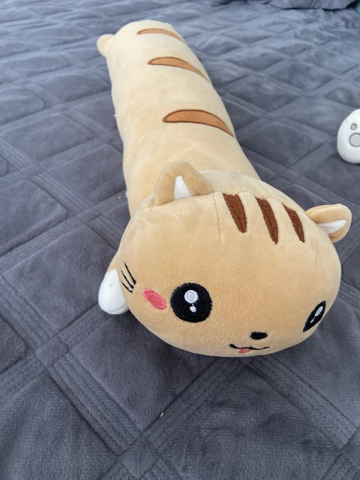 каждая  по 2000тг