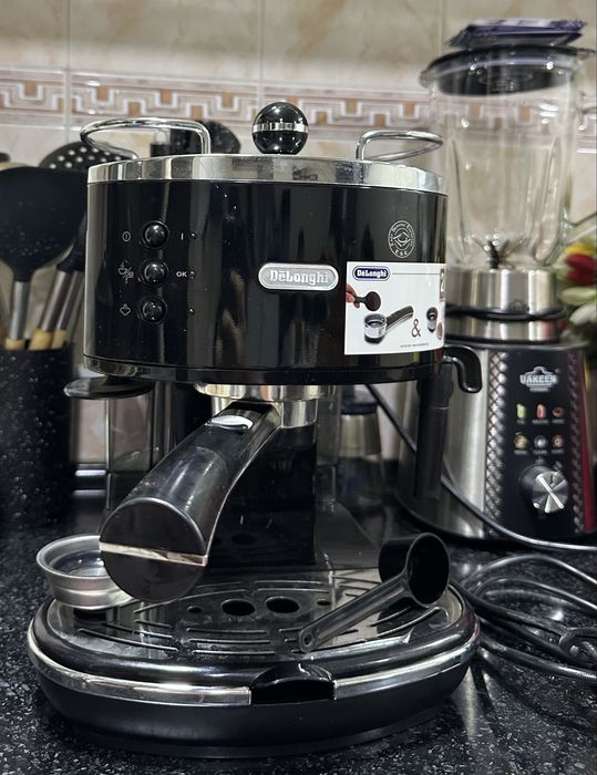 Pradam Koffe mashina Delonghi