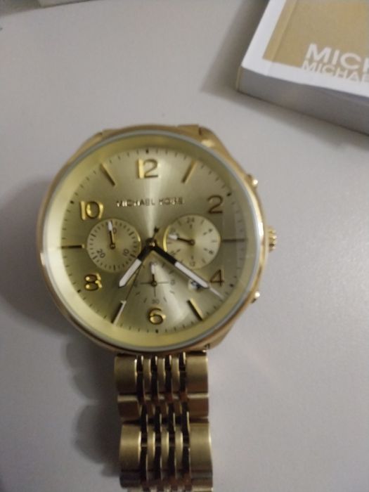 Vând ceas Michael Kors
