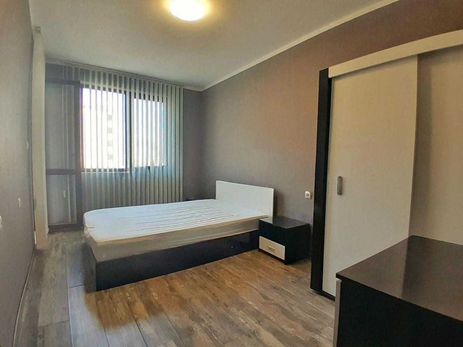 Продава се Двустаен апартамент в Пловдив, Тракия - 56 кв.м за 1947 €/кв.м - Снимка #1