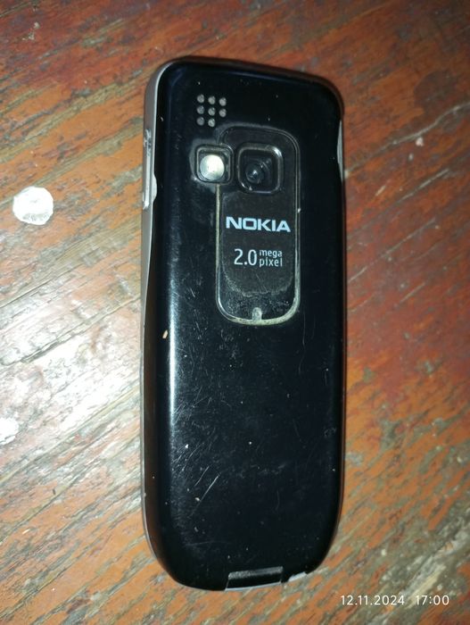 Телефон Сотилади: NOKIA 3120 class.