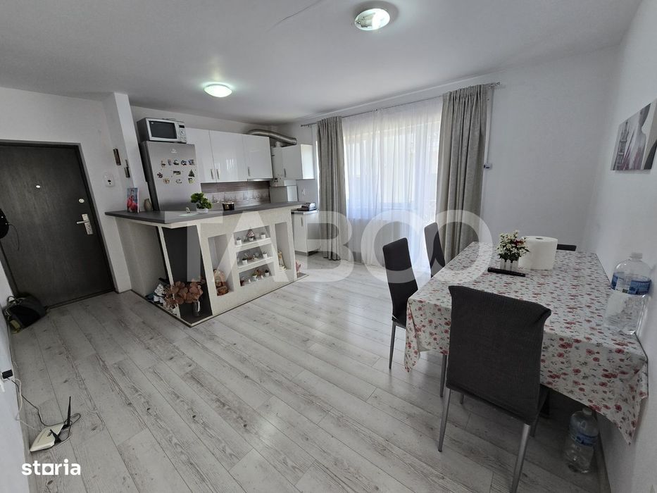 Apartament decomandat 3 camere 2 balcoane parcare etaj 1 Arhitectilor