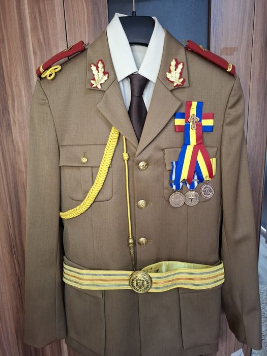 Costum militar Exceptiol NOU