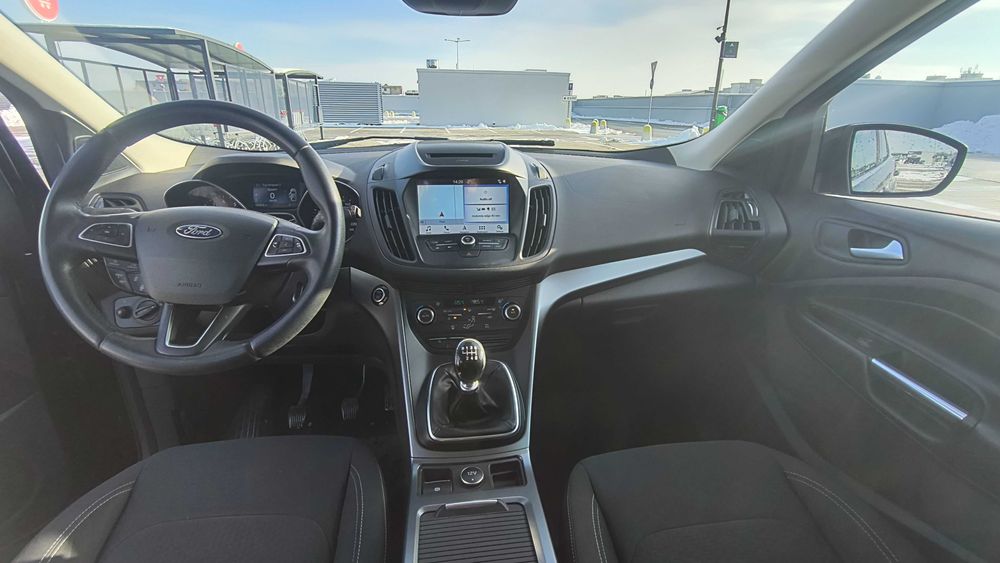 Ford Kuga 1.5 benzina si GPL