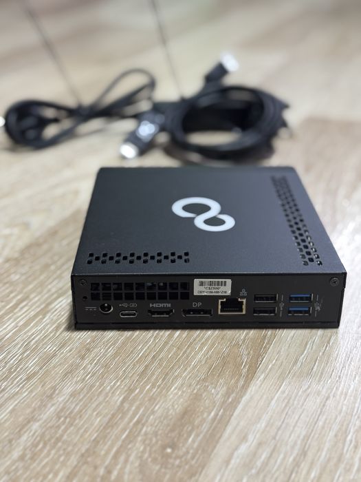 Fujitsu Esprimo G558 i5 32GB 1TB SSD Windows 11 Pro