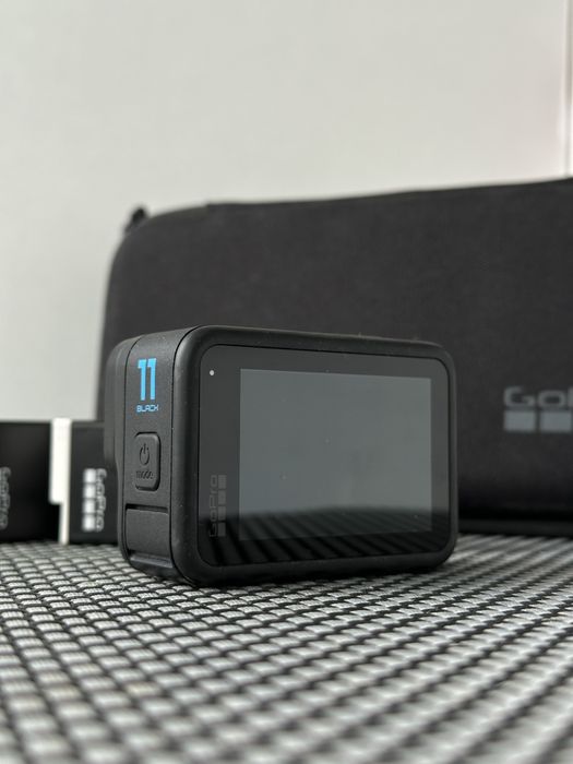 Gopro hero 11 black, 2 baterii enduro, card 32GB