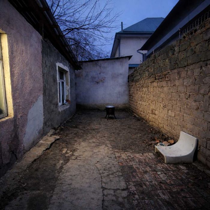 Частный дом в Дархане, внутри квартала