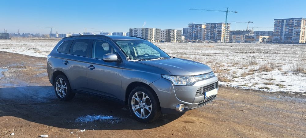 Mitsubishi outlander