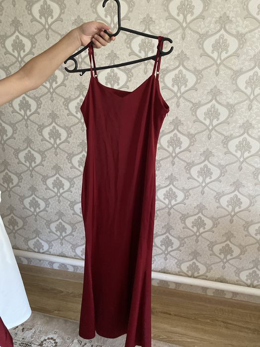 Женская одежда платья 44 размер