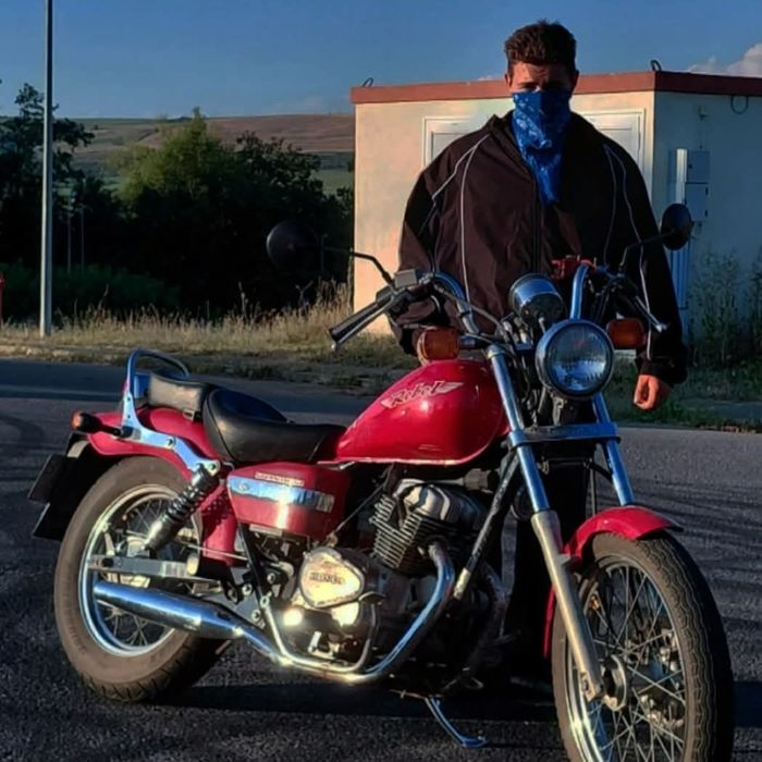 De vânzare Honda rebel 125 cc  în stare perfectă de funcționare 1500 Euro