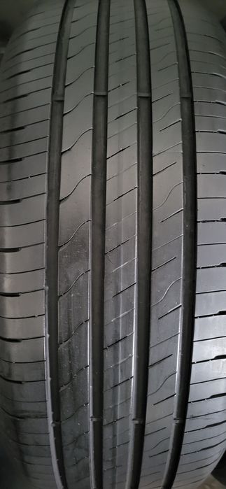 2 anvelope 215 55 17 goodyear vara dot 2021 6mm