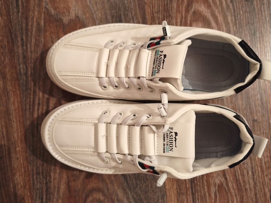 Продам обувь новая