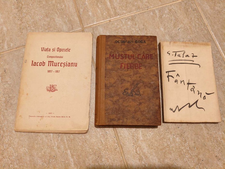 3 carti vechi .. doua cu autografe