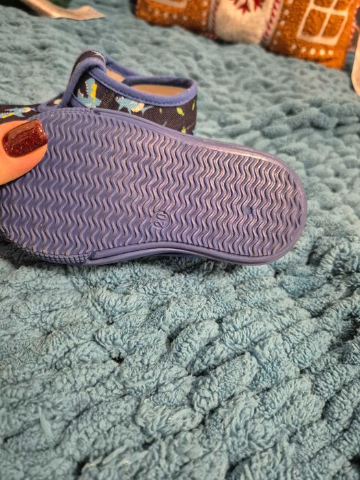 Боси пантофки, анатомични