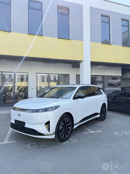 Dongfeng EP 008 Max 2026/05 Gibrid sotuvda tayyor