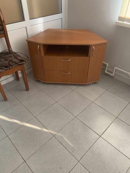 Тумбочка под телевизор .