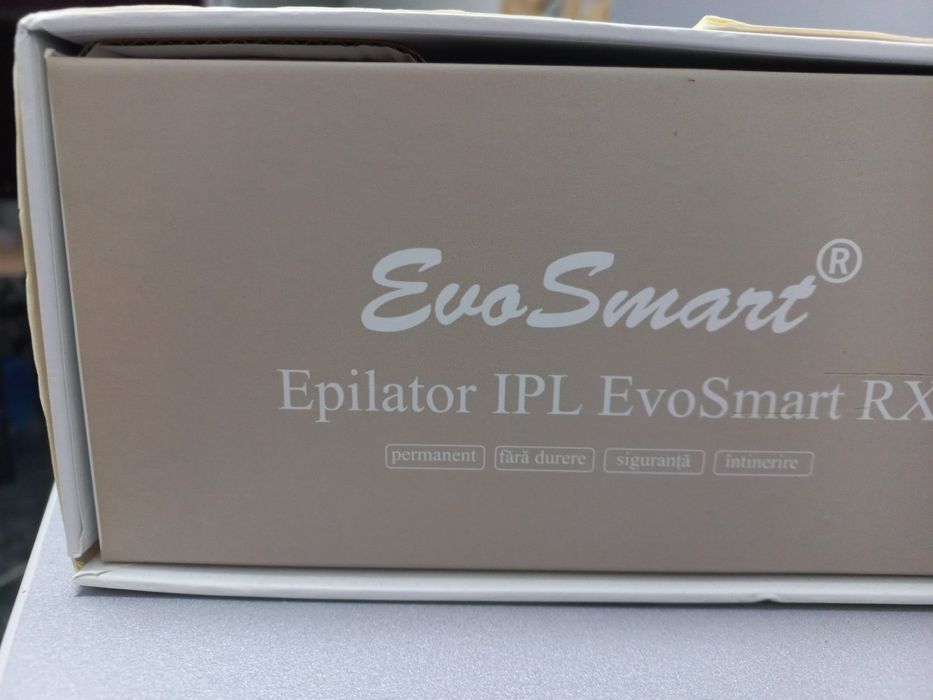 Vând epilator IPL Evosmart