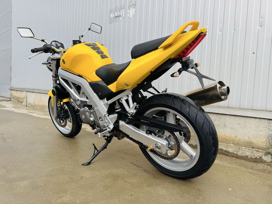 RATE FIXE fara avans Suzuki SV650N Livrare GRATUITA Buyback