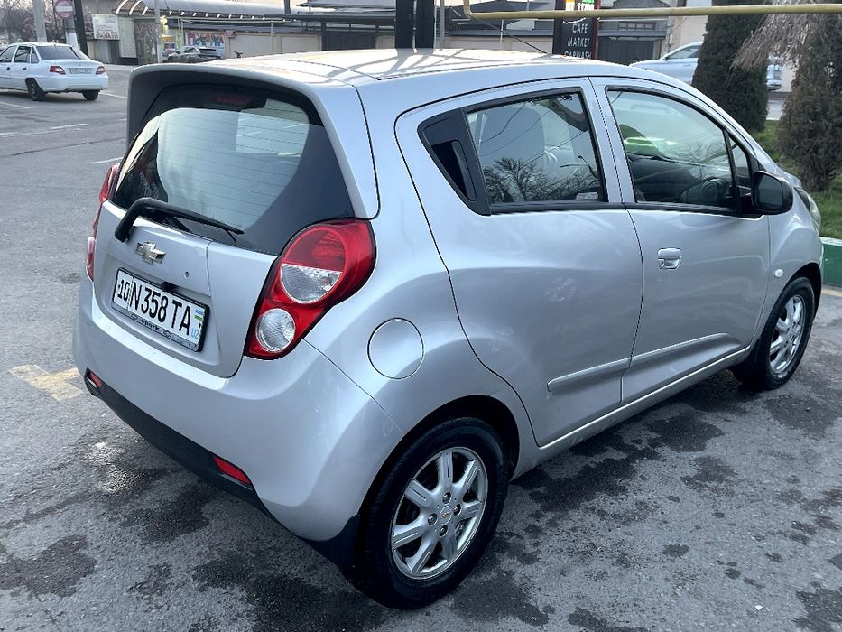 SPARK автомат 1,25L 2016 года