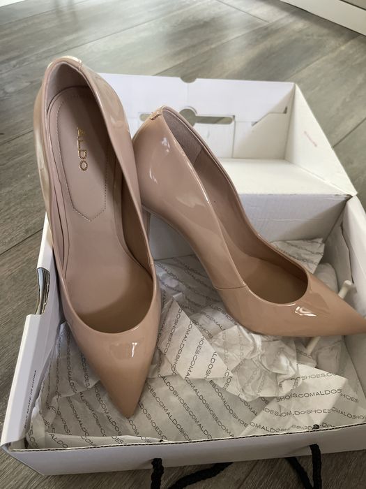 Дамски обувки