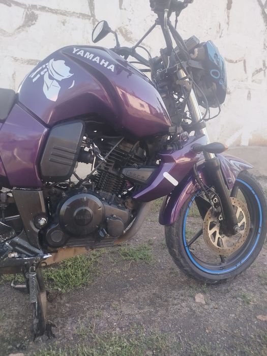 Мотоцикл Yamaha FZ16