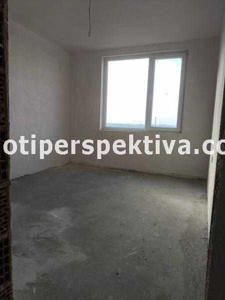 Продава се Двустаен апартамент в Пловдив, Тракия - 76 кв.м за 1272 €/кв.м - Снимка #1