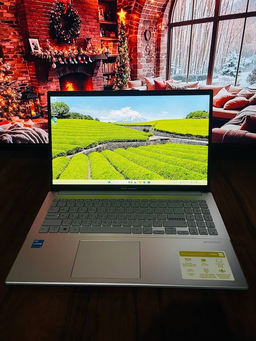Asus vivobook yangi turibdi aktivatsiya qilingan