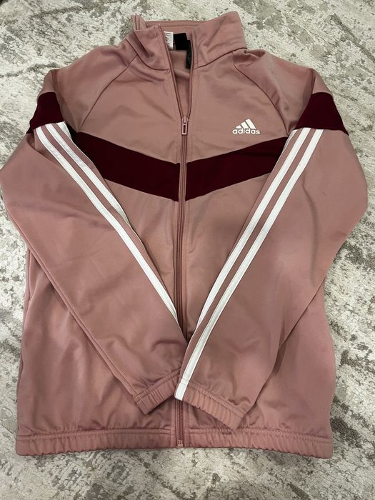 Нов спортен екип Adidas