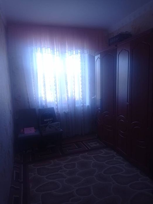 Срочно квртира сотилади