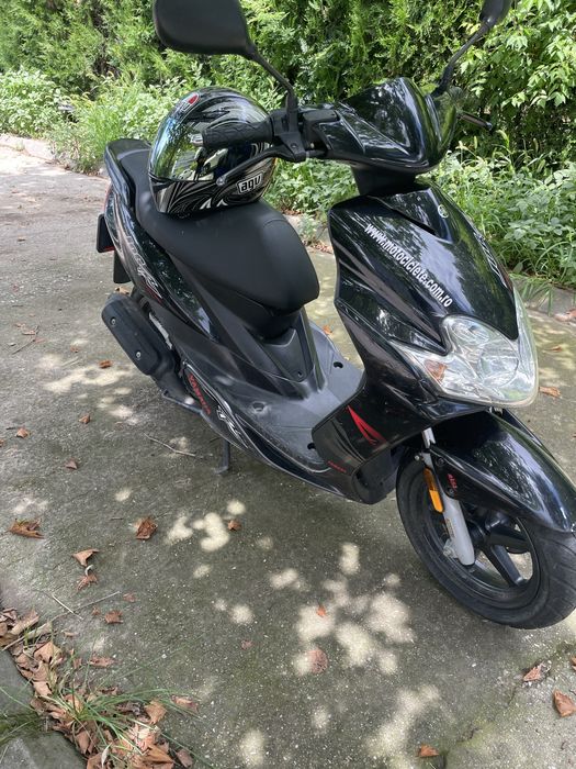 Scuter yamaha jog r