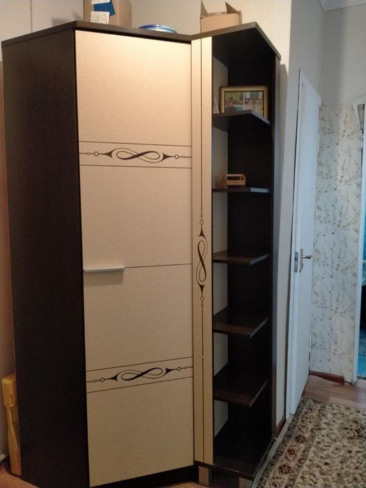 Шкаф для прихожей