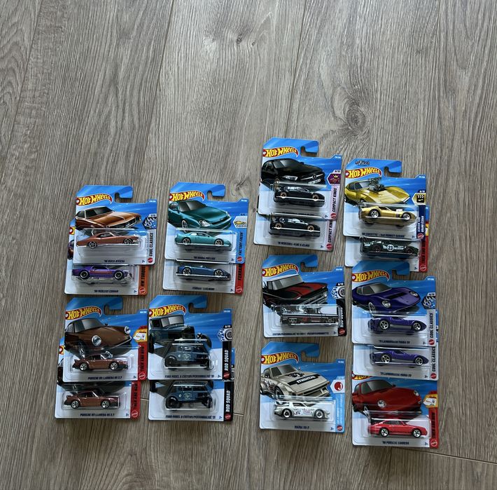 Hot wheels porsche carerra ford model A ferarri honda mazda