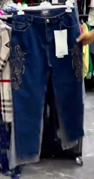 Джинсы НОВЫЕ,от  Zanardl.