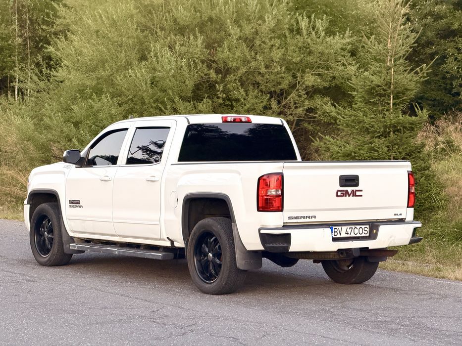 GMC Sierra 5.3 L Autoutilitara 4x4 Automat Inmatriculata Ro