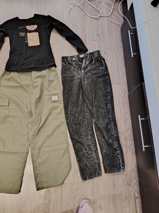 Сет от дънки, спортен панталон и блузка!