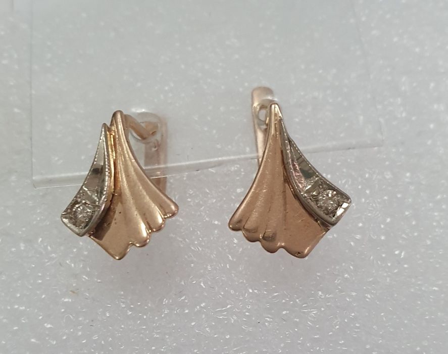 Ракушка   бриллиантиком.