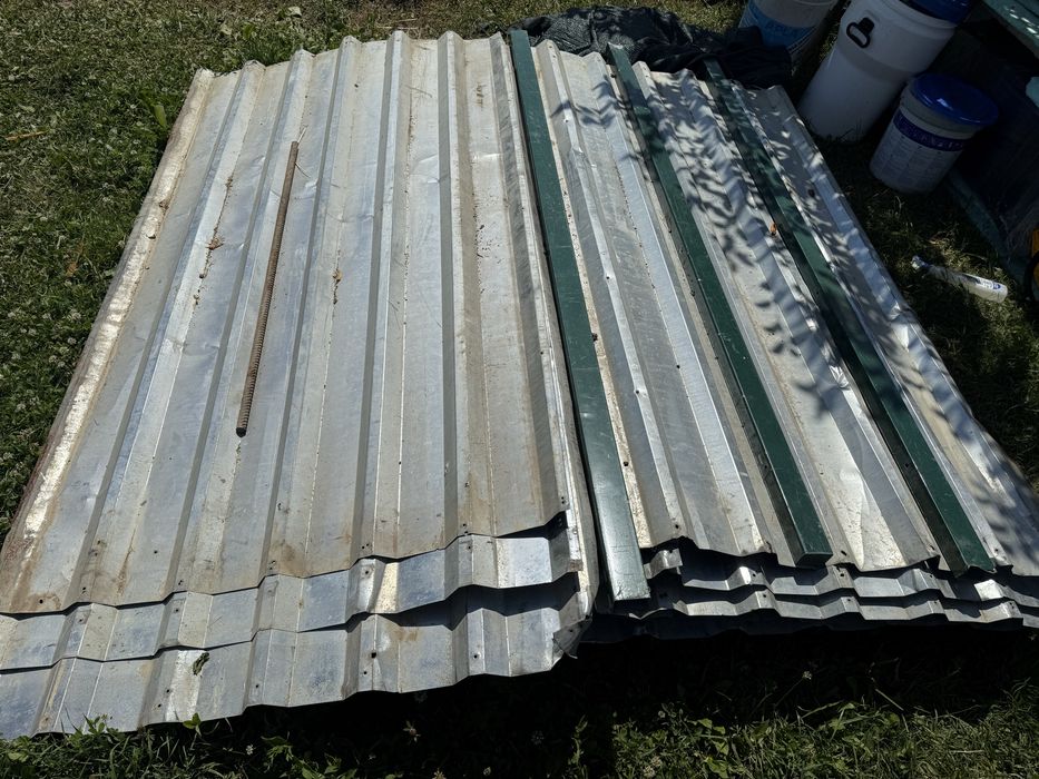 Vând tabla cutată zincată