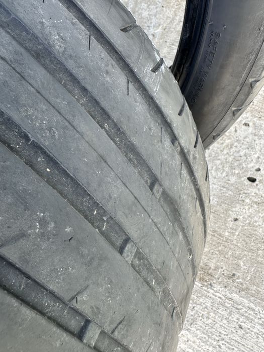 2 cauciuri vara Runflat Bridgestone 275 35 R19
