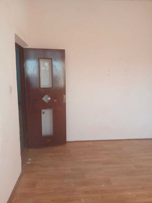 Продается 2х комнатная кирпичная квартира ор р 5 мкр