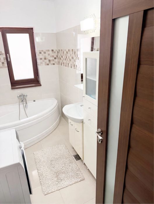 Apartament 2 camere, 80 mp, Centru - Piața Simian, Bloc Nou, Mobilat Complet + LOC DE PARCARE