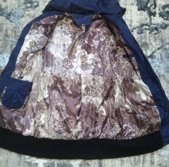 Продается женская куртка