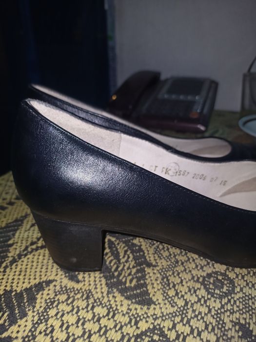 Продам туфли 36 и 37 размер